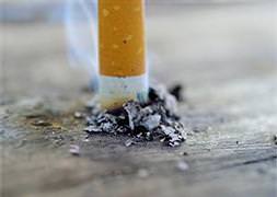 Sigarayı kesiyor ölüme sürüklüyor