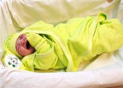 Bebeğini ısırarak öldürdü!