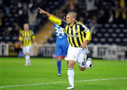 Fenerbahçe'ye Alex'ten kötü haber