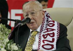 Necmettin Erbakan taburcu edildi