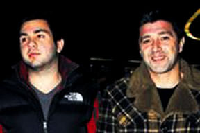 Baba-oğul baş başa