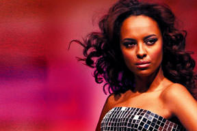 Ebru Şallı'yı örnek alanlara yazık