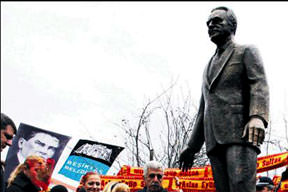 Polat'a büyük ayıp!