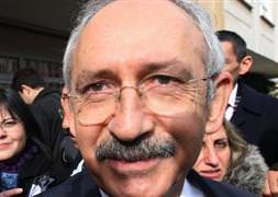 Başbakan'a tazminat ödeyecek