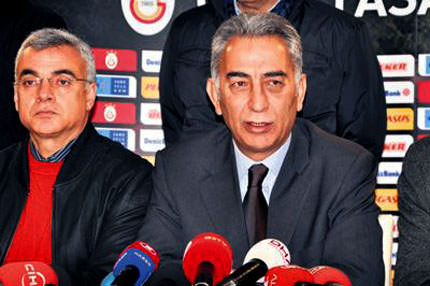 Eski dostlar başkana karşı