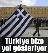 Bize Türkiye yol gösteriyor