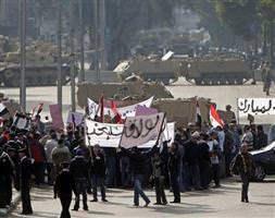 Kahire'de silah sesleri yükseliyor