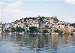 Cami girişine domuz başı asıldı!