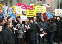 AK Partili gençlerden protesto!