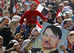 Mısır’da isyan grevlerle büyüyor