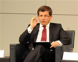 Davutoğlu : Yaptığı doğru değil