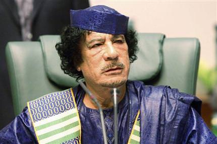 Kaddafi’ye bir darbe daha