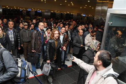 Libya havalimanlarında kaos var