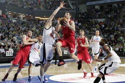 Ne yaptın Fenerbahçe!