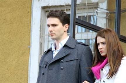 Miran, Asmin’in peşini bırakmıyor