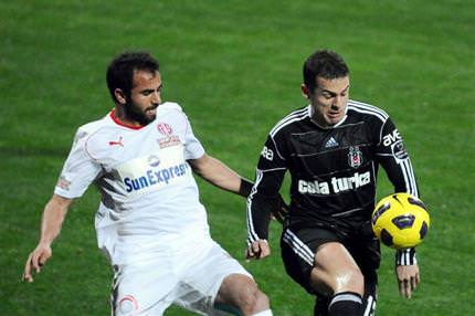 Kartal Antalya’da havalandı