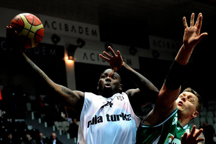 Kemp 35 attı Kartal uçtu!