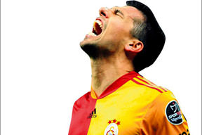 Baros'tan Pino'ya yumruk