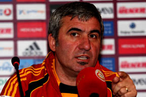 Hagi son kozunu oynayacak!