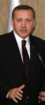 Erdoğan'a 25 bin sterlin tazminat ödeyecek