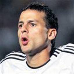 Bobo 4 yıl daha Karakartal