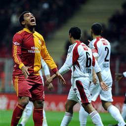 Son kale de düştü