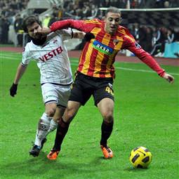 Kayseri zirve yarışını bıraktı