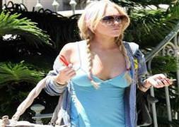 Lindsay Lohan fena yakalandı