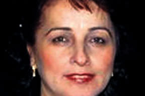 Kadın müdüre sokakta infaz