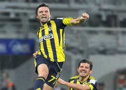 Gökhan Gönül kavga etti