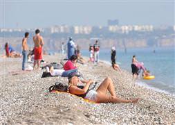 Kar yerini bahara bırakıyor