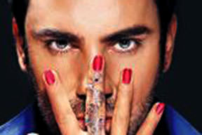 Albüm kapağı olay yarattı