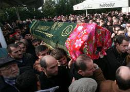 Defne’nin cesedinde darp yok