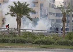Suudi Arabistan ordusu Bahreyn’e girdi