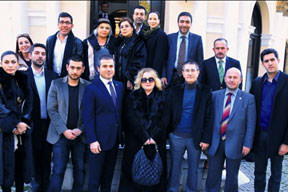 Sanat ve siyaset dünyası bir arada