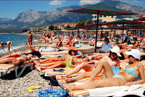 Prens evlenecek İngilizler tatile gelecek