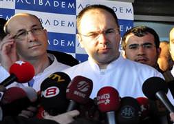 İbrahim Tatlıses iyiye gidiyor