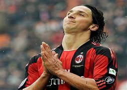 İbrahimoviç’e 3 maç ceza verildi...