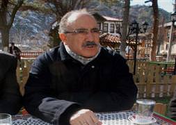 Beşir Atalay'dan Tatlıses saldırısına yorum!
