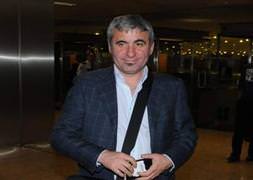 Hagi Galatasaray'dan ayrılmadı