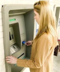 ATM arızalandı emekliler çift maaş çekti