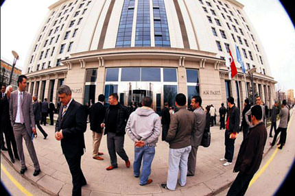 6 bin aday adayına yüz yüze sorgu