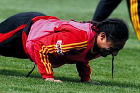 Pino'ya şınav cezası