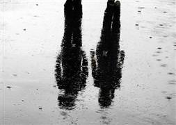 Dikkat! Yağmurda çocukları dışarı çıkarmayın