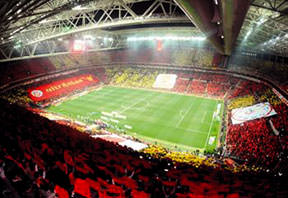 Arena’da para krizi