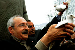 Kimse siyaseten asılmasın