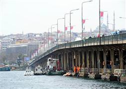 Haliç'e uçan araçtaki cesede ulaşıldı