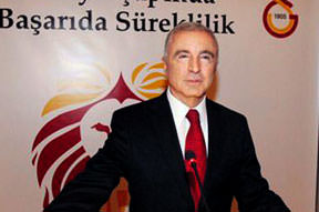 Kimse kulüpten zengin değildir!