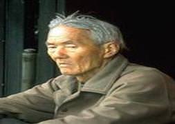 Olan yaşlılara oldu