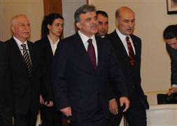 Gül: Şiddete başvuran kaybeder